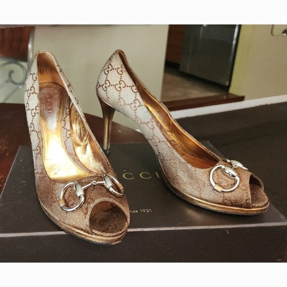 Gucci (Aurhentic) Shoes - GOLD GG GUCCI HEELS